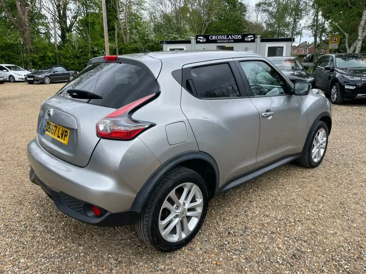 2017-nissan-juke-16-n-connecta-big-12