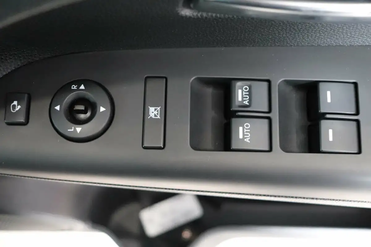 2017-kia-venga-14-2-big-24