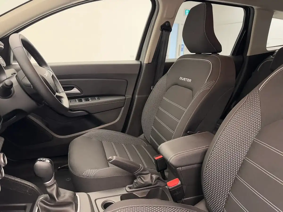 2024-dacia-duster-13-tce-journey-150bhp-1332cc-edc-big-12