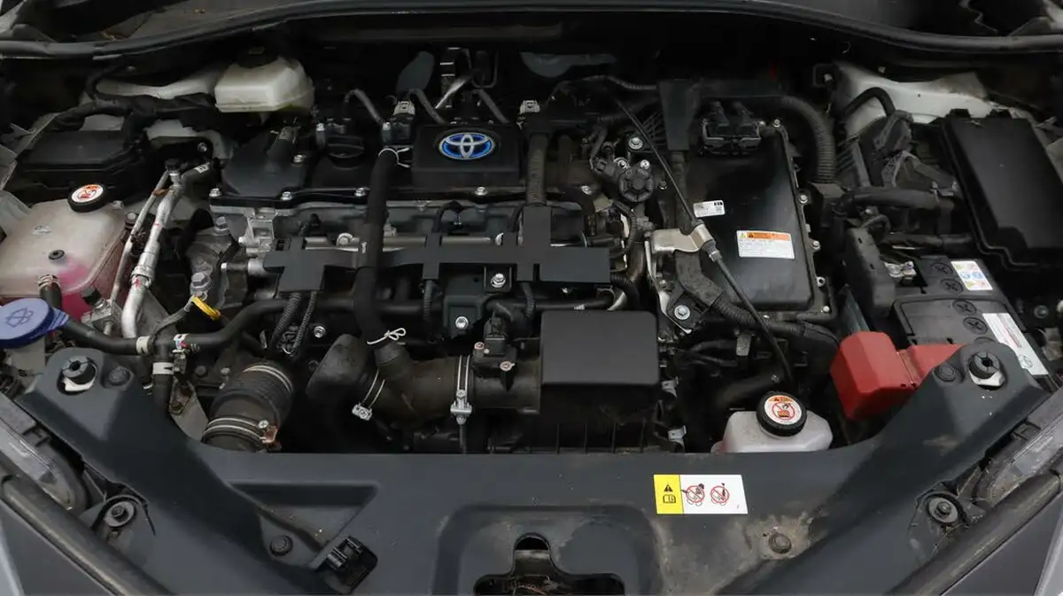2022-toyota-c-hr-18-vvt-i-gr-sport-big-19