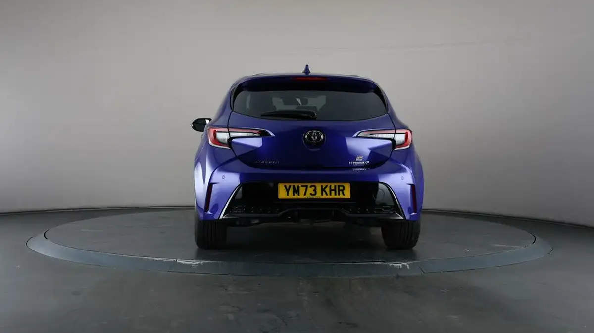2024-toyota-corolla-18-vvt-i-gr-sport-hatchback-big-27