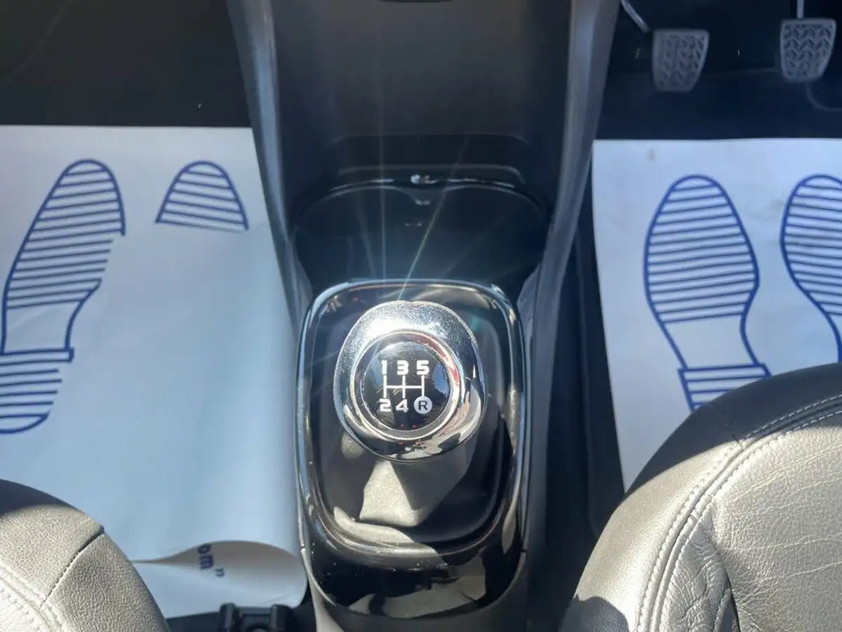 2015-toyota-aygo-10-vvt-i-x-clusiv-5d-big-24