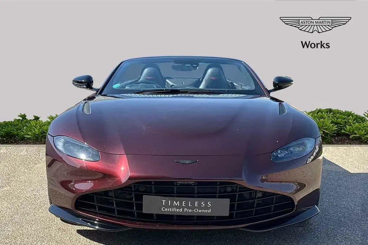 2021-aston-martin-vantage-big-6
