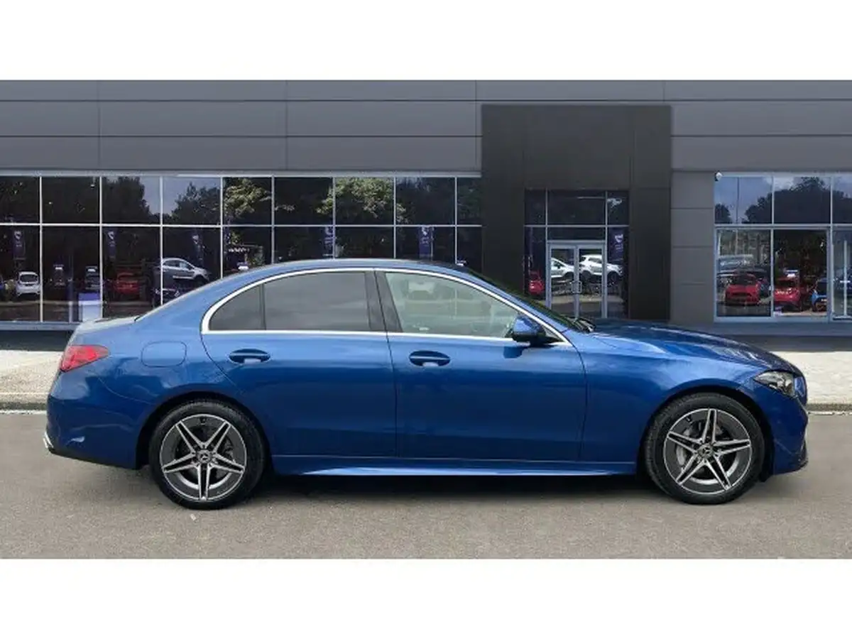 2024-mercedes-benz-c-class-20-c300e-amg-line-big-4