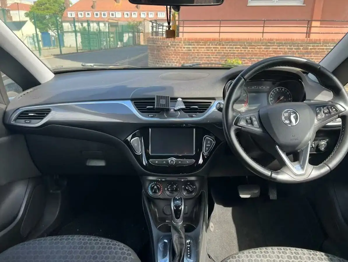 2018-vauxhall-corsa-14i-design-90ps-ecotec-5d-auto-big-4
