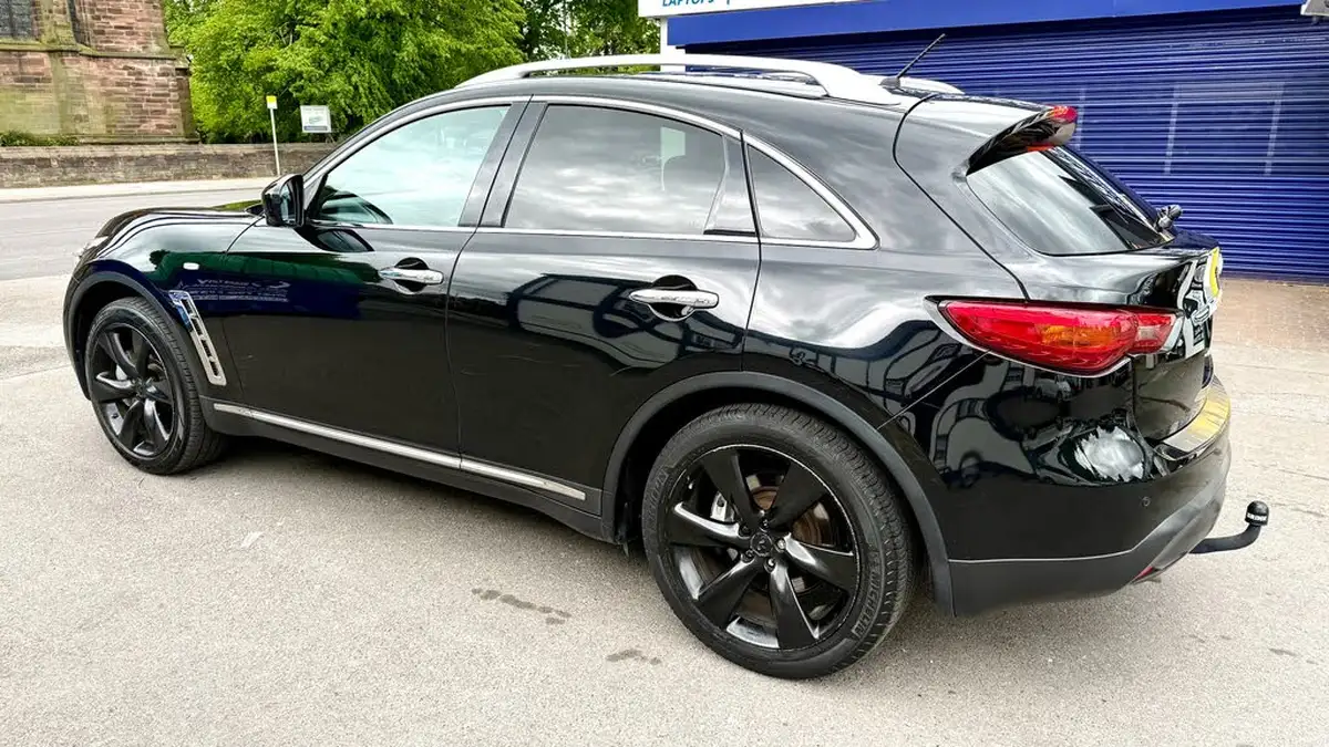 2012-infiniti-fx-30td-gt-big-4