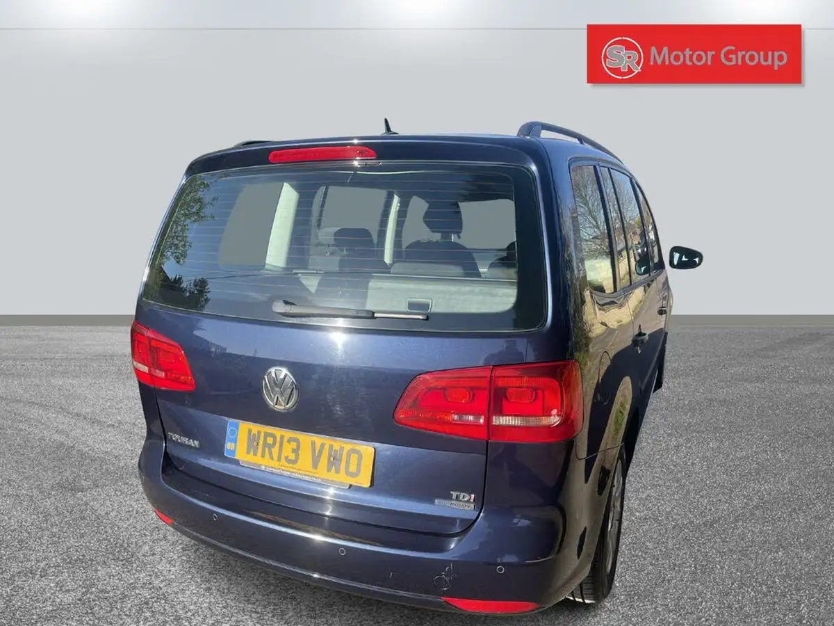 2013-volkswagen-touran-16td-bluemotion-s-tech-ss-big-12