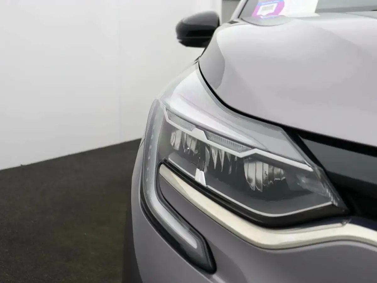 2021-renault-captur-13-tce-iconic-edition-big-41
