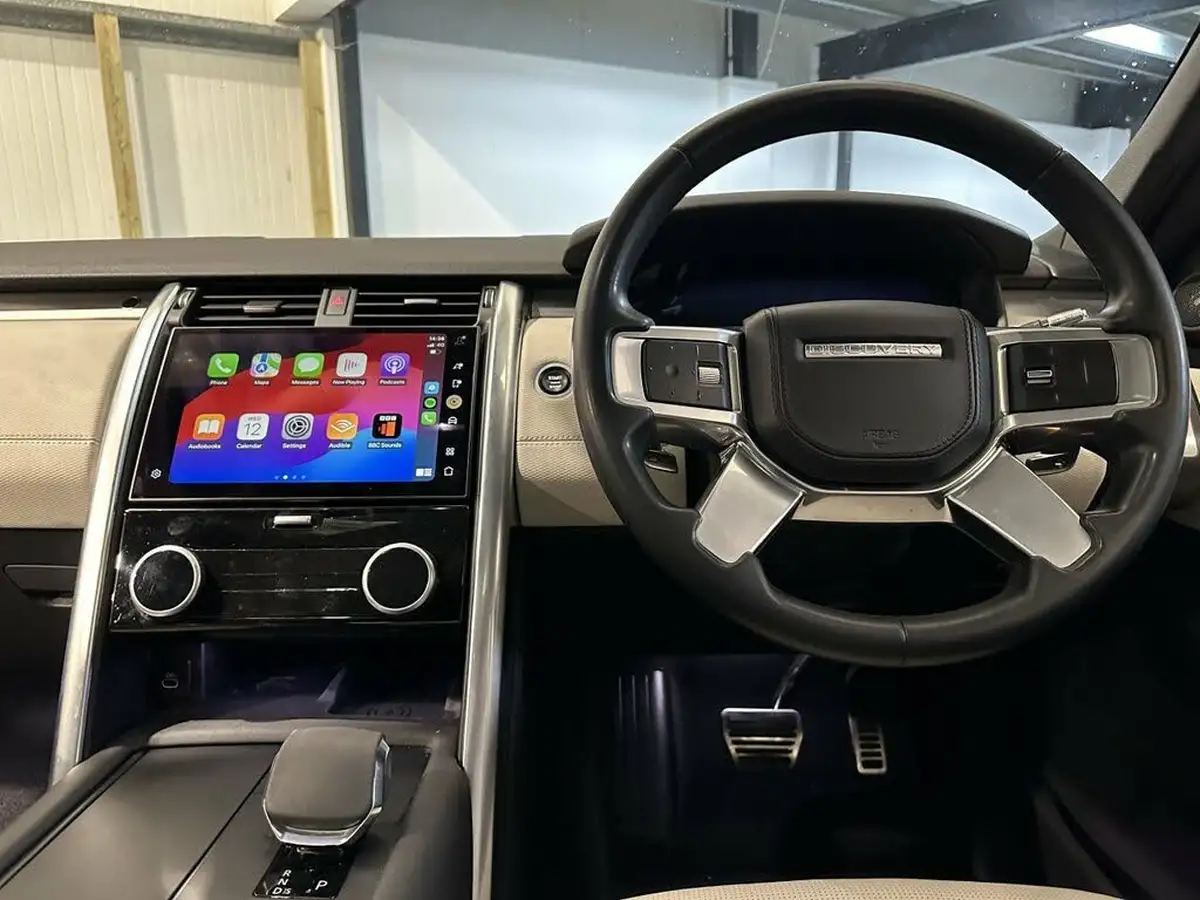 2021-land-rover-discovery-30-d300-r-dynamic-hse-big-23