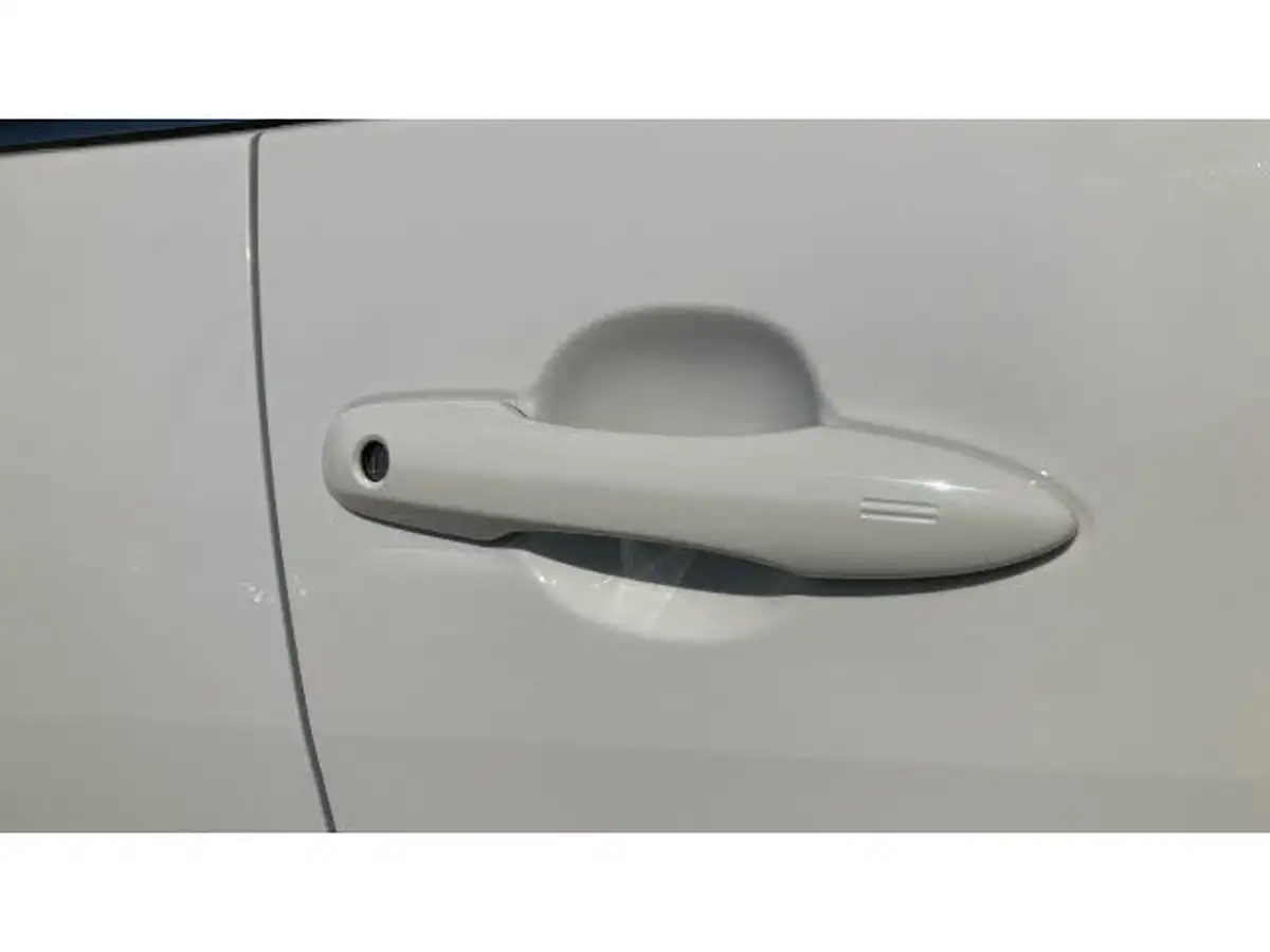 2022-toyota-yaris-15-vvt-i-excel-big-29