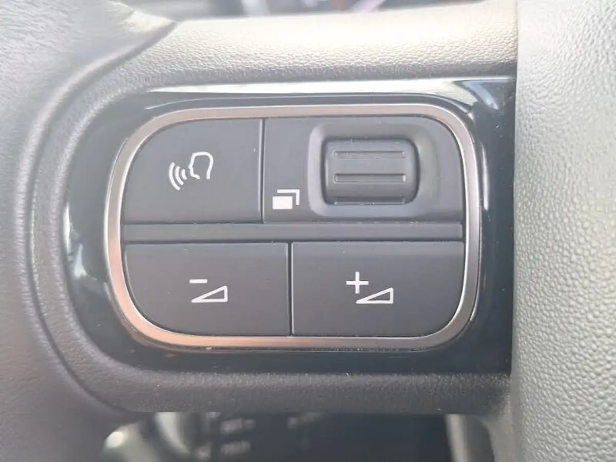 2022-citroen-c3-12-puretech-saint-james-83ps-big-14