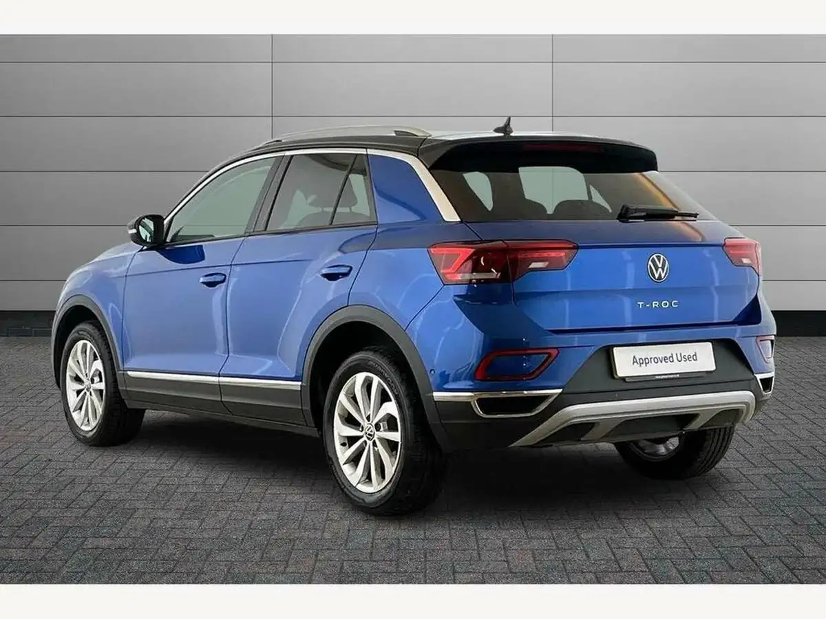 2024-volkswagen-t-roc-15-tsi-style-hatchback-5d-dsg-big-2