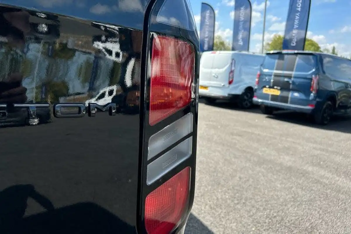 2024-ford-transit-custom-20tdci-280-l1h1-limited-136pseu6e-panel-van-1996cc-big-32