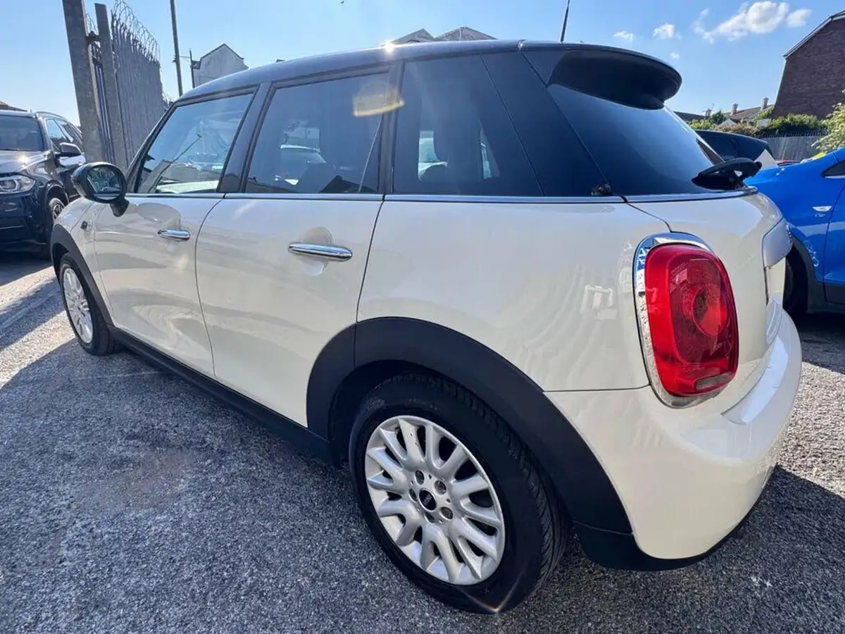 2015-mini-cooper-15-cooper-5d-auto-big-21