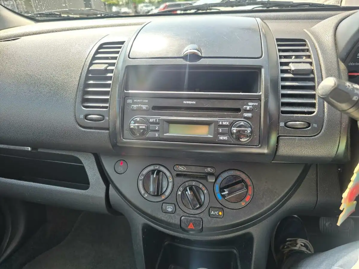 2010-nissan-note-16-visia-ac-auto-big-32