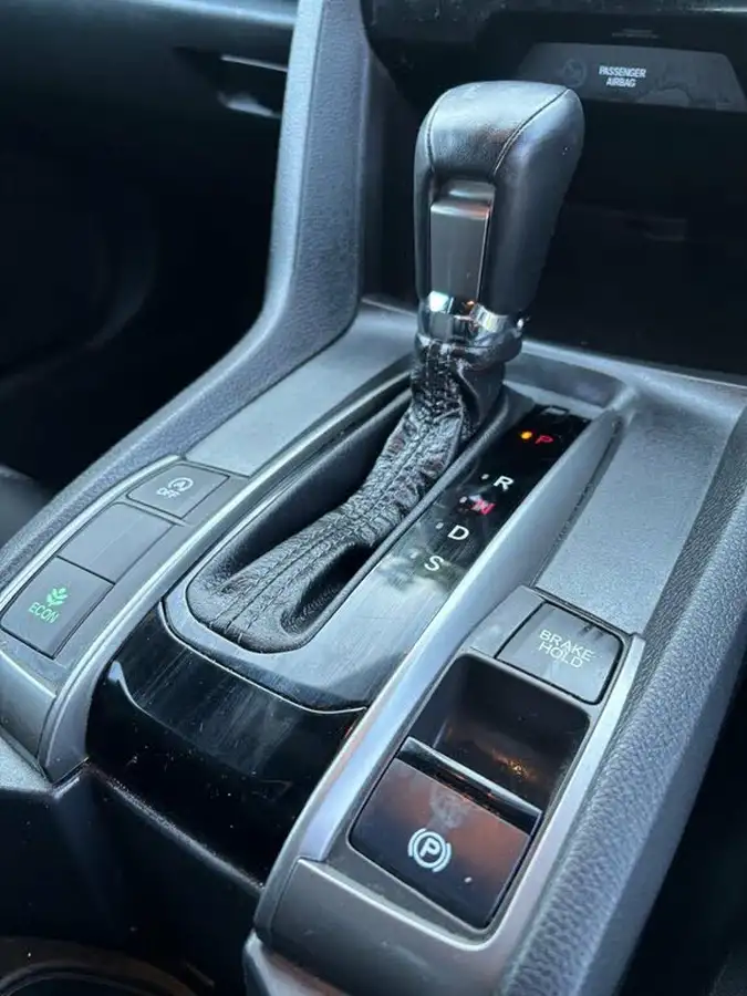 2020-honda-civic-10-vtec-turbo-sr-hatchback-5d-cvt-big-13