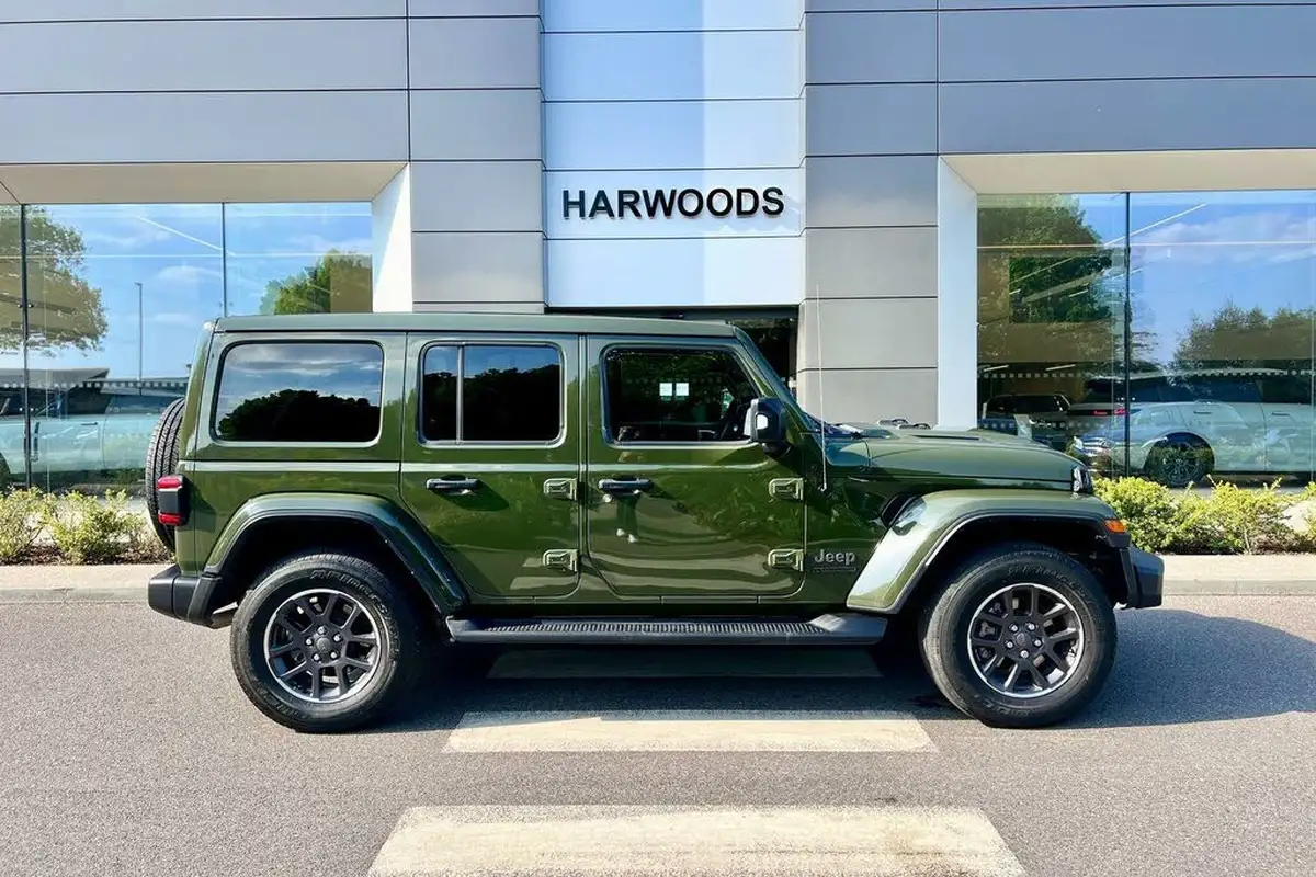 2021-jeep-wrangler-20-gme-80th-anniversary-5d-big-1