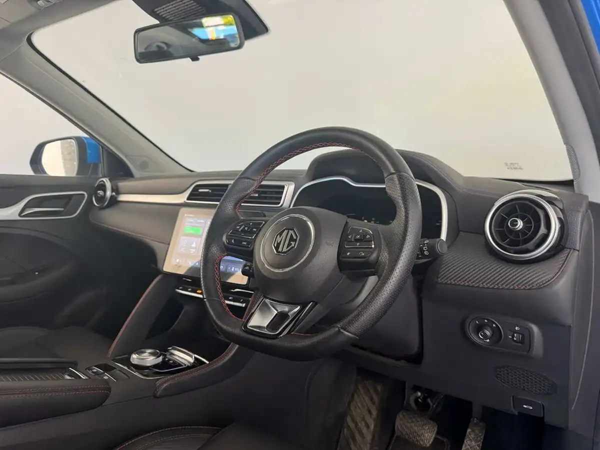 2022-mg-zs-suv-e-trophy-ev-176ps-big-9