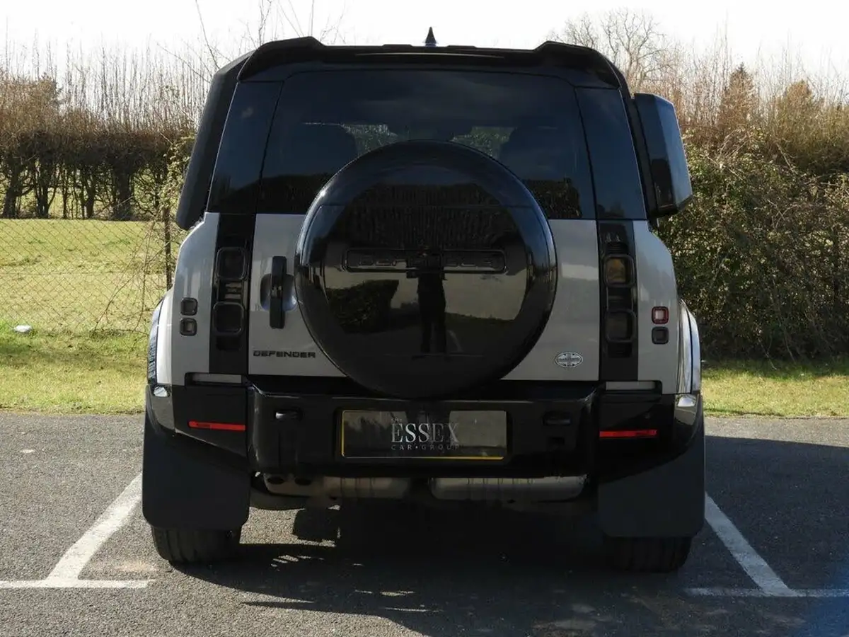 2023-land-rover-110-defender-30-d250-x-dynamic-s-big-9