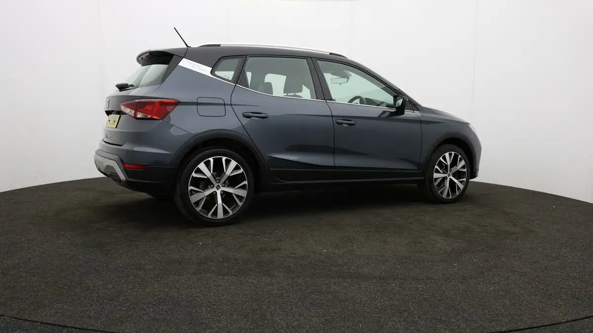2022-seat-arona-10-tsi-xperience-lux-big-27