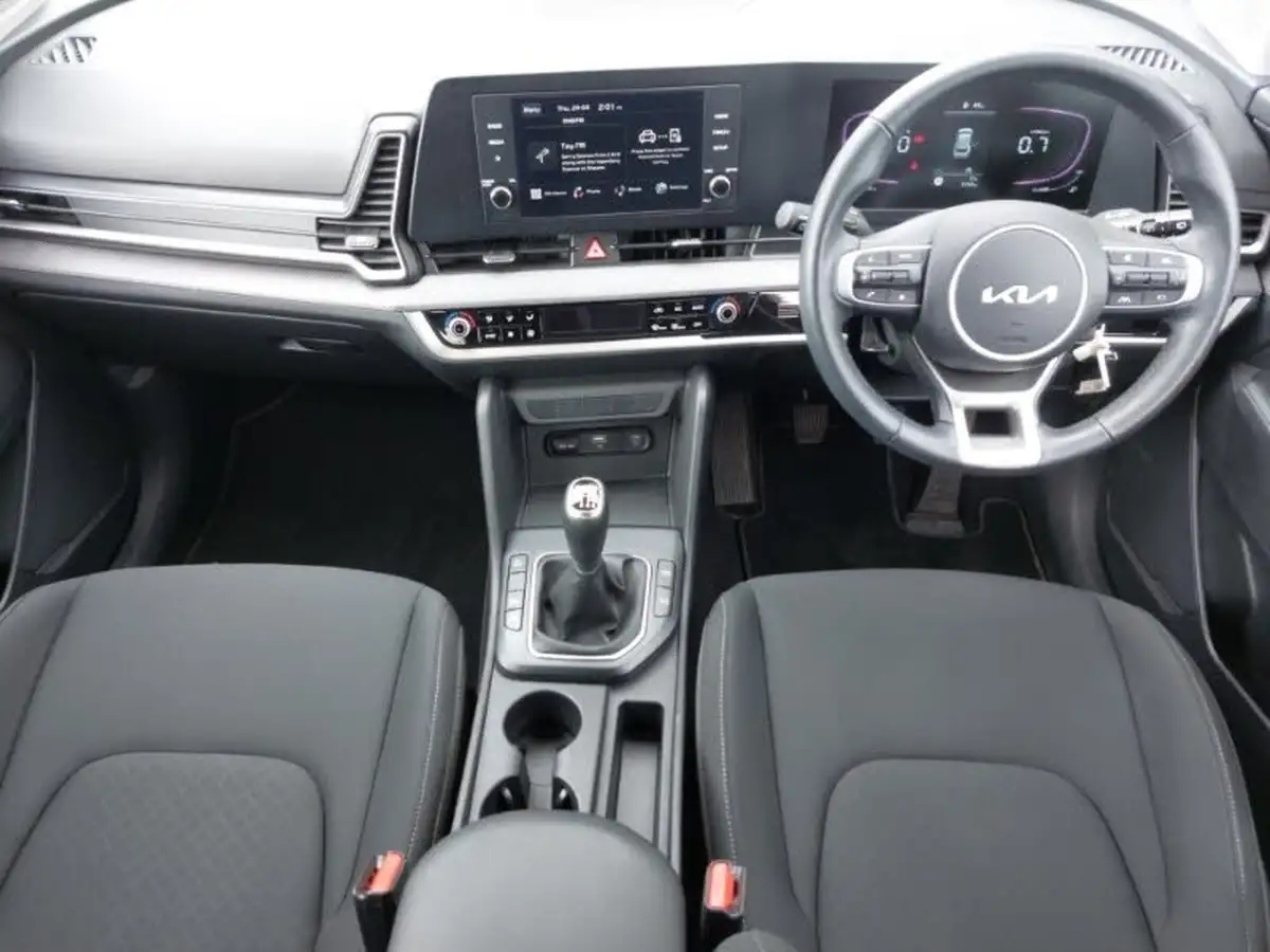 2024-kia-sportage-16-t-gdi-2-148bhp-big-2