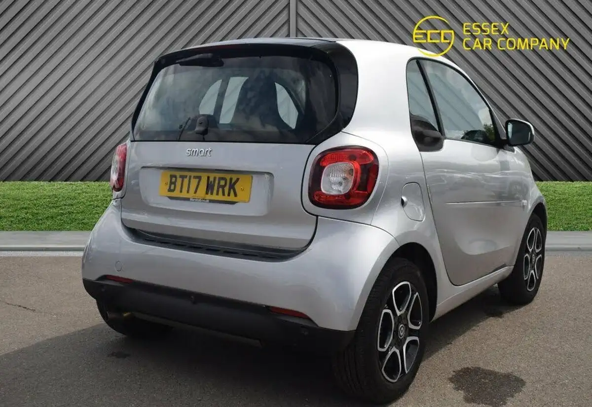 2017-smart-fortwo-10-prime-71bhp-premiumss-coupe-twinamic-big-9
