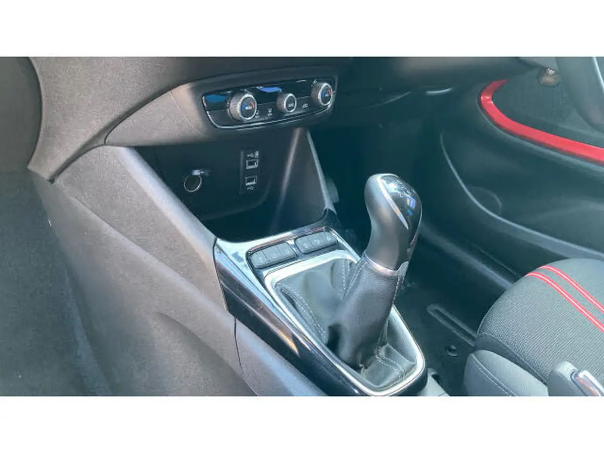 2022-vauxhall-crossland-12i-gs-line-big-12
