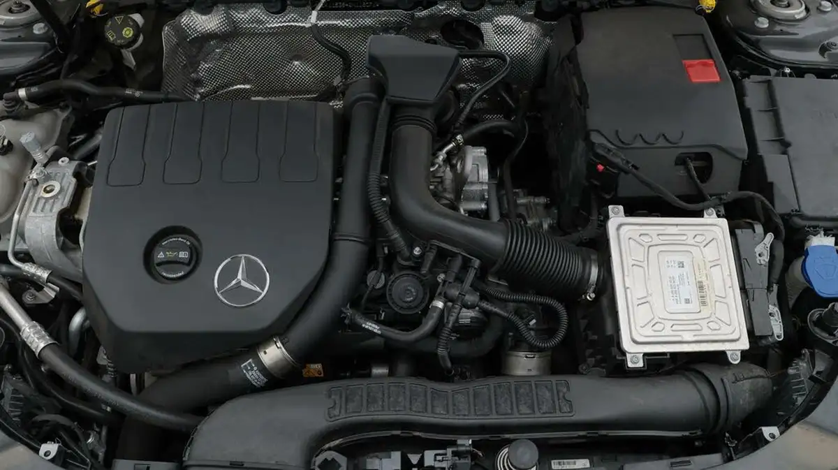 2020-mercedes-benz-cla-13-cla-180-amg-line-premium-coupe-4d-big-18