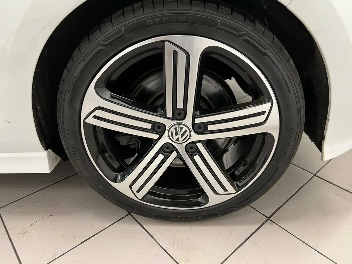 2016-volkswagen-golf-20-tsi-r-4motion-bmt-ss-hatchback-3d-dsg-big-43