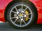 2010-ferrari-california-43-small-32