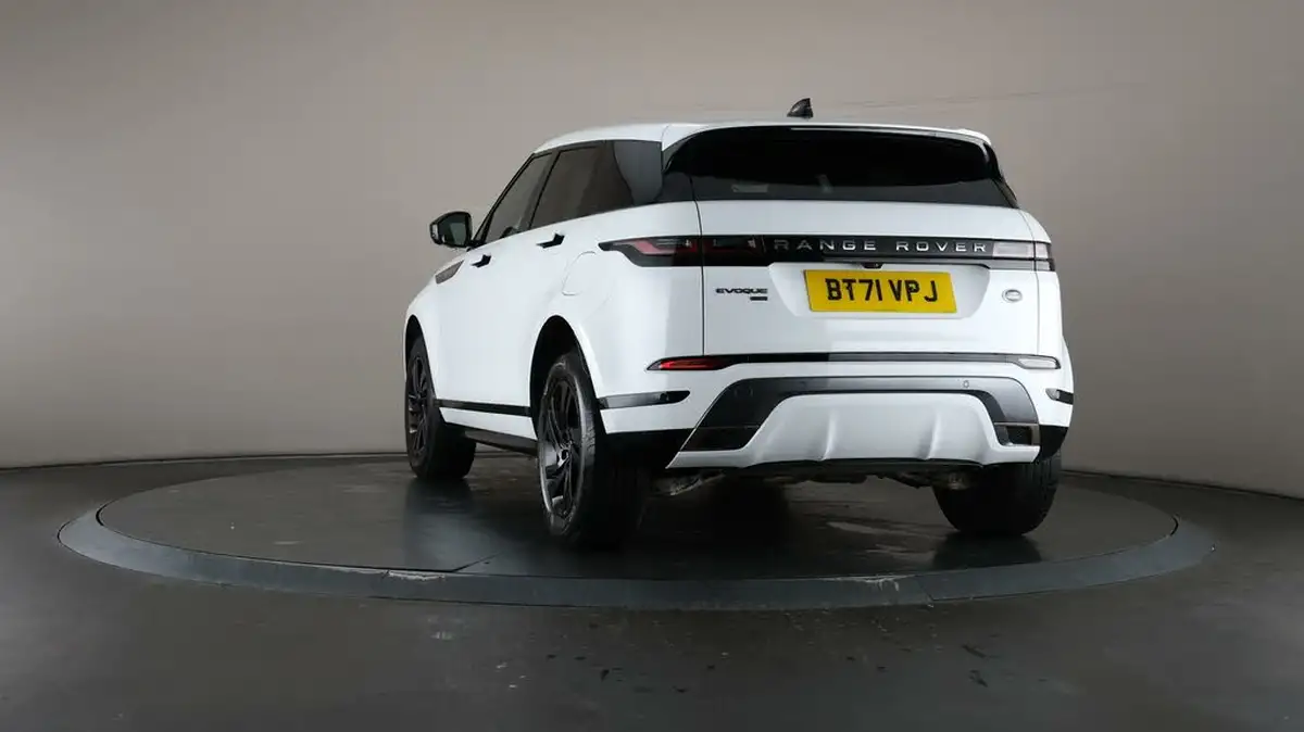 2022-land-rover-range-rover-evoque-15-p300e-r-dynamic-s-big-58