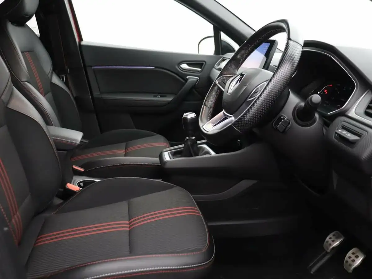 2022-renault-captur-13-tce-rs-line-big-31