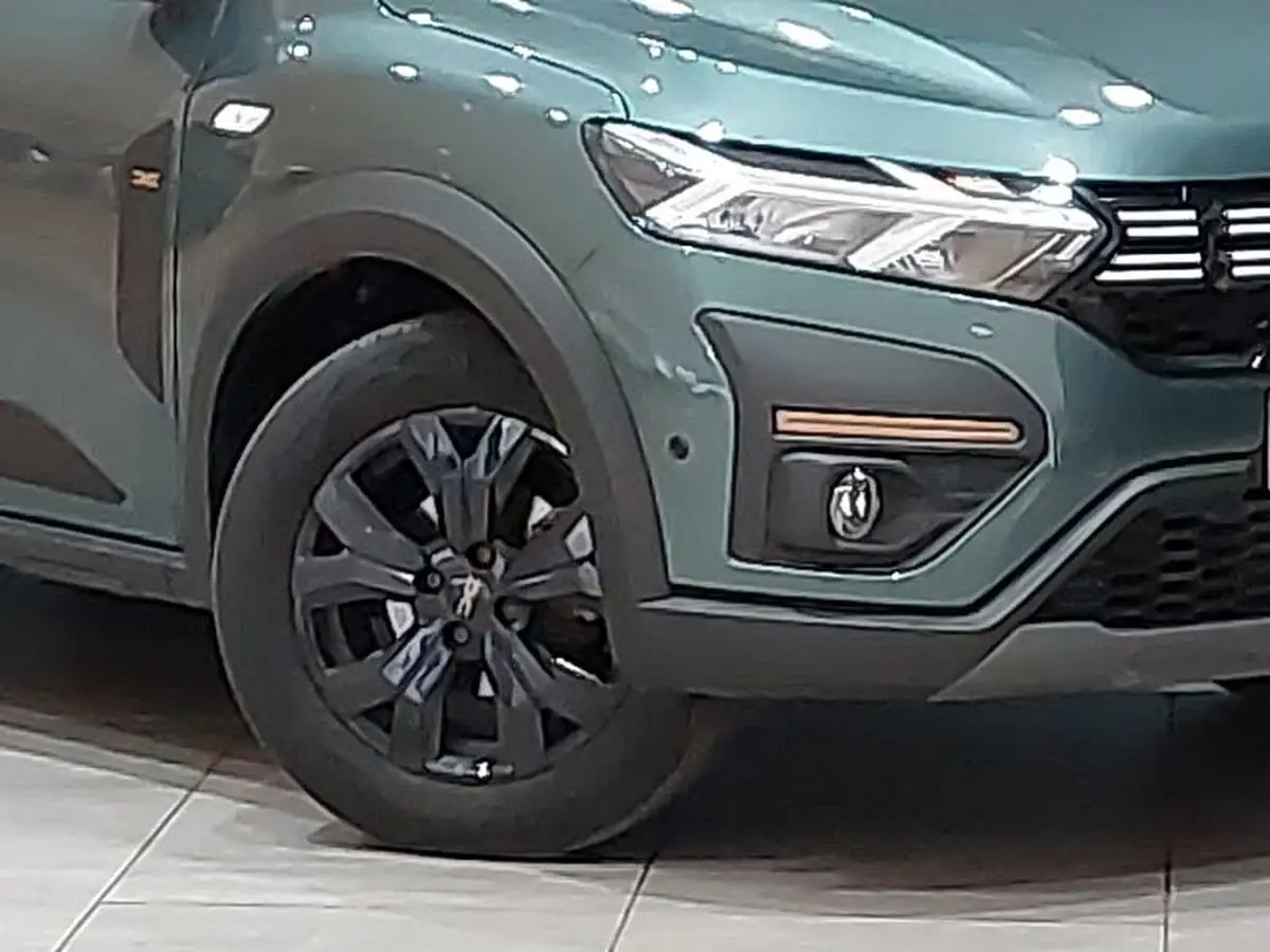 2023-dacia-sandero-stepway-10-tce-essential-90bhp-big-8