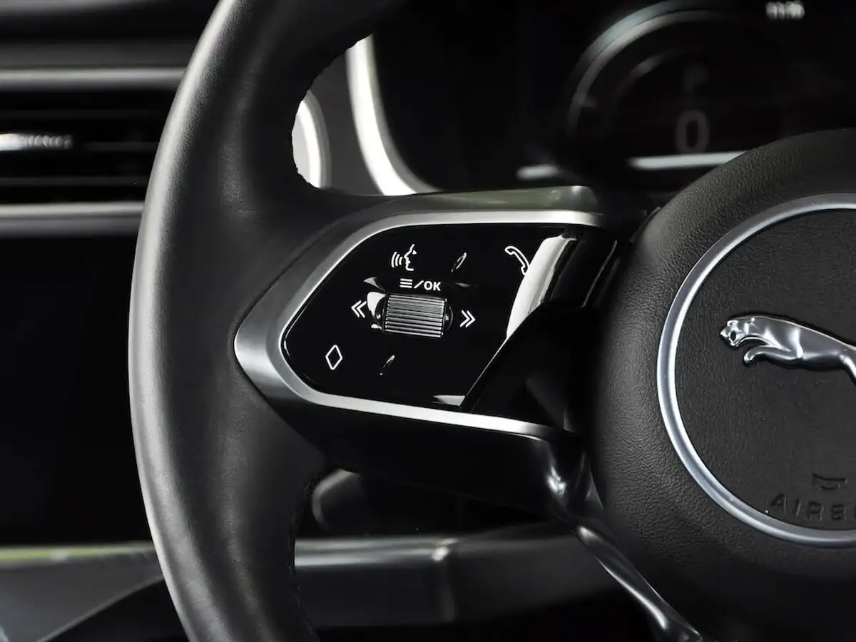 2019-jaguar-i-pace-ev400-hse-big-24