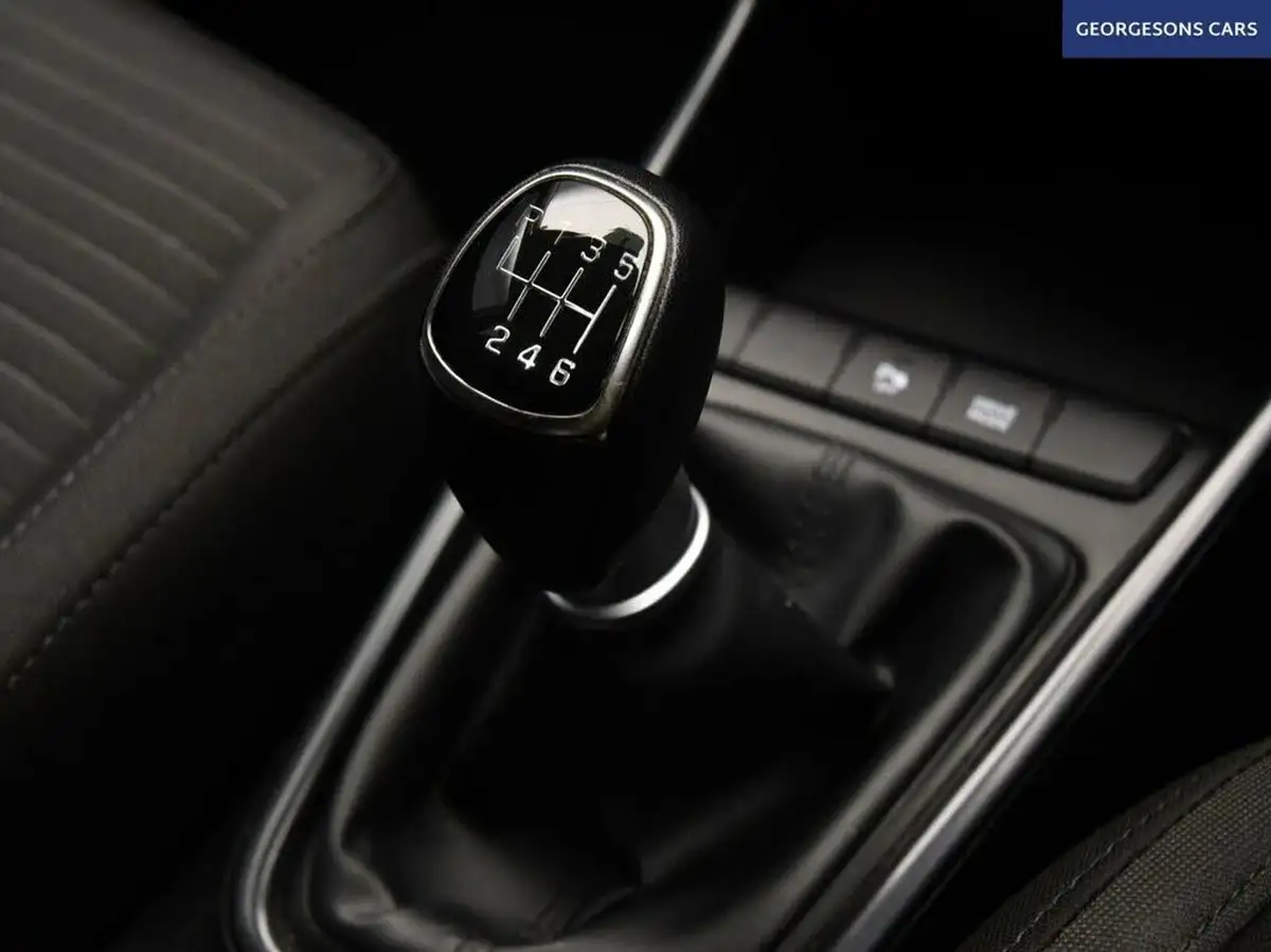 2021-hyundai-i20-10-t-gdi-element-big-26