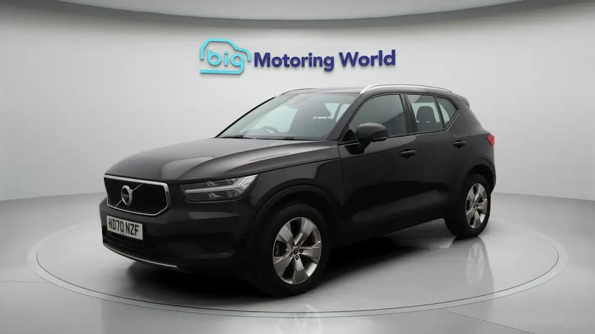 2021-volvo-xc40-15-t3-momentum-163bhp-big-2