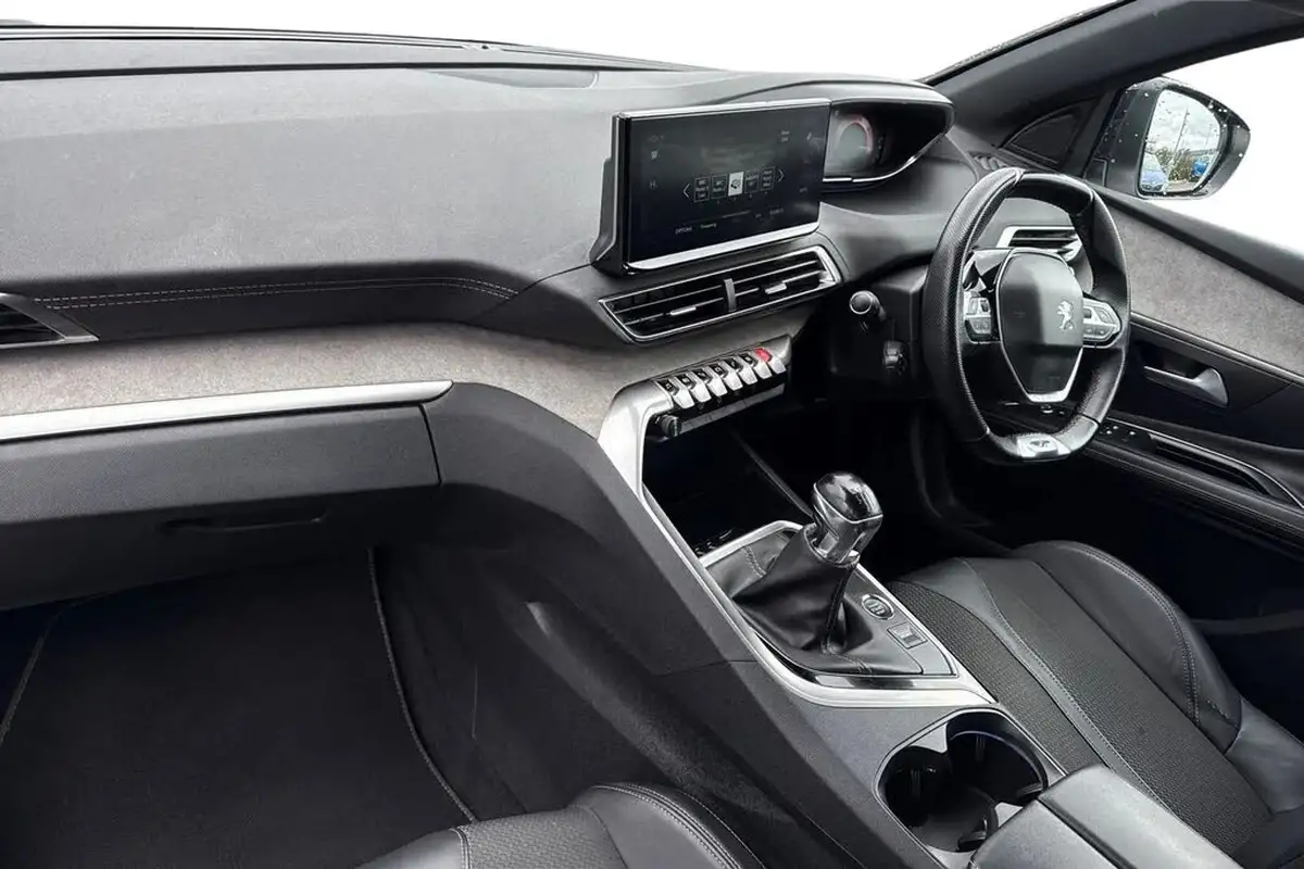 2022-peugeot-3008-suv-15-bluehdi-gt-big-14