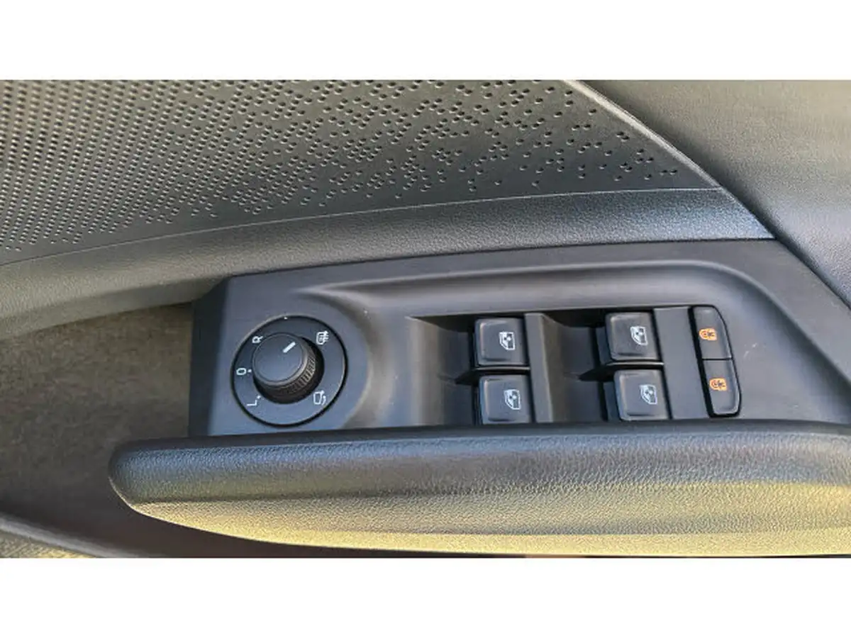 2025-skoda-enyaq-e-vrs-coupe-big-32