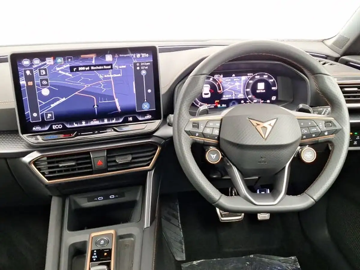 2025-cupra-leon-nf-15-e-hybrid-vz1-hatchback-big-6