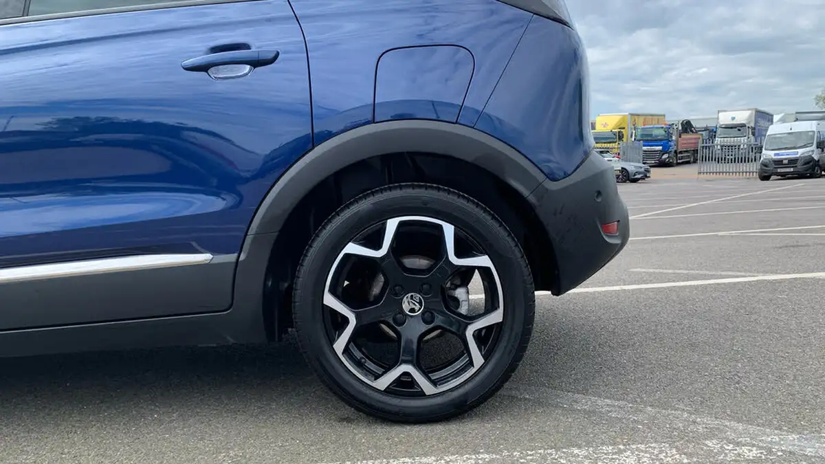 2022-vauxhall-crossland-12-ultimate-130ps-auto-big-14