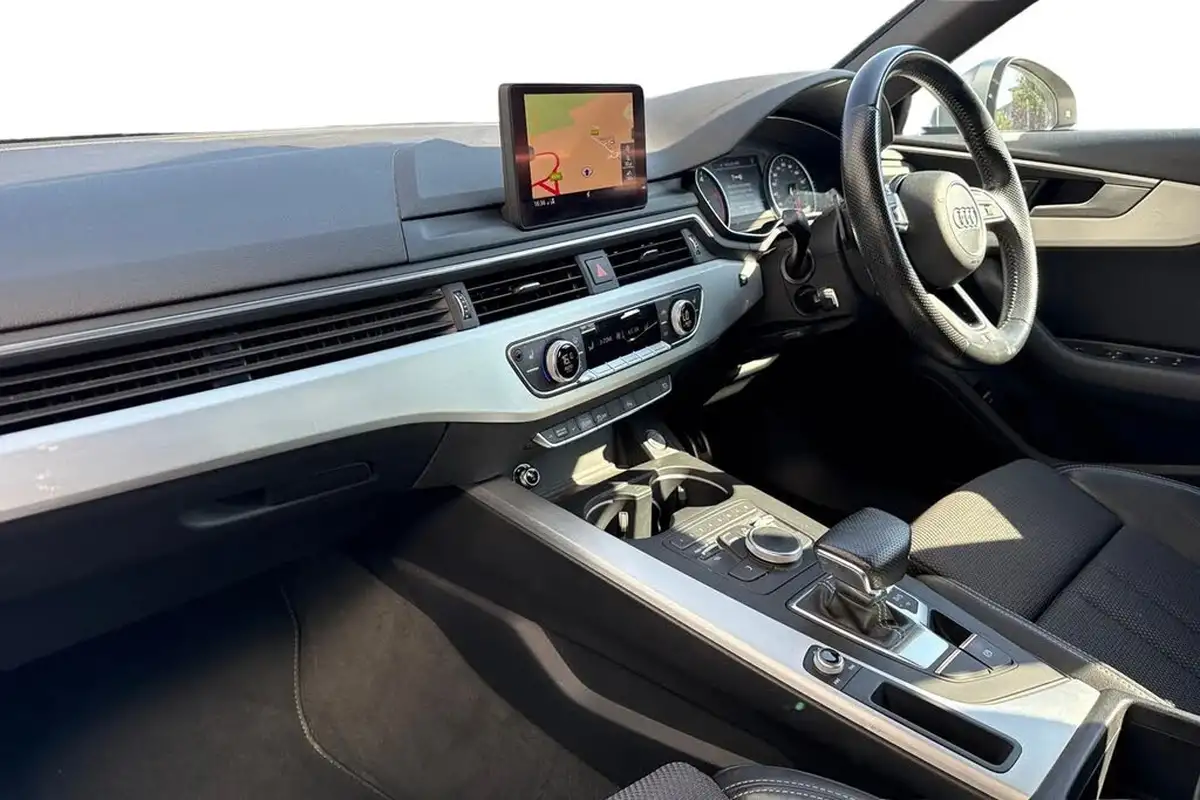 2016-audi-a4-avant-20-tdi-s-line-150ps-tronic-big-14