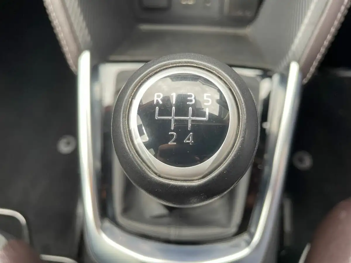 2018-mazda-mazda2-15-gt-sport-nav-115ps-ss-big-18