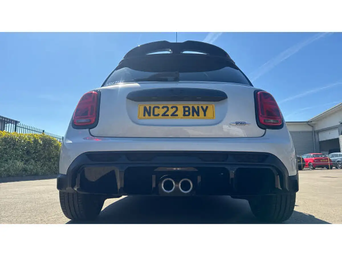 2022-mini-cooper-20-john-cooper-works-hatchback-3d-big-40