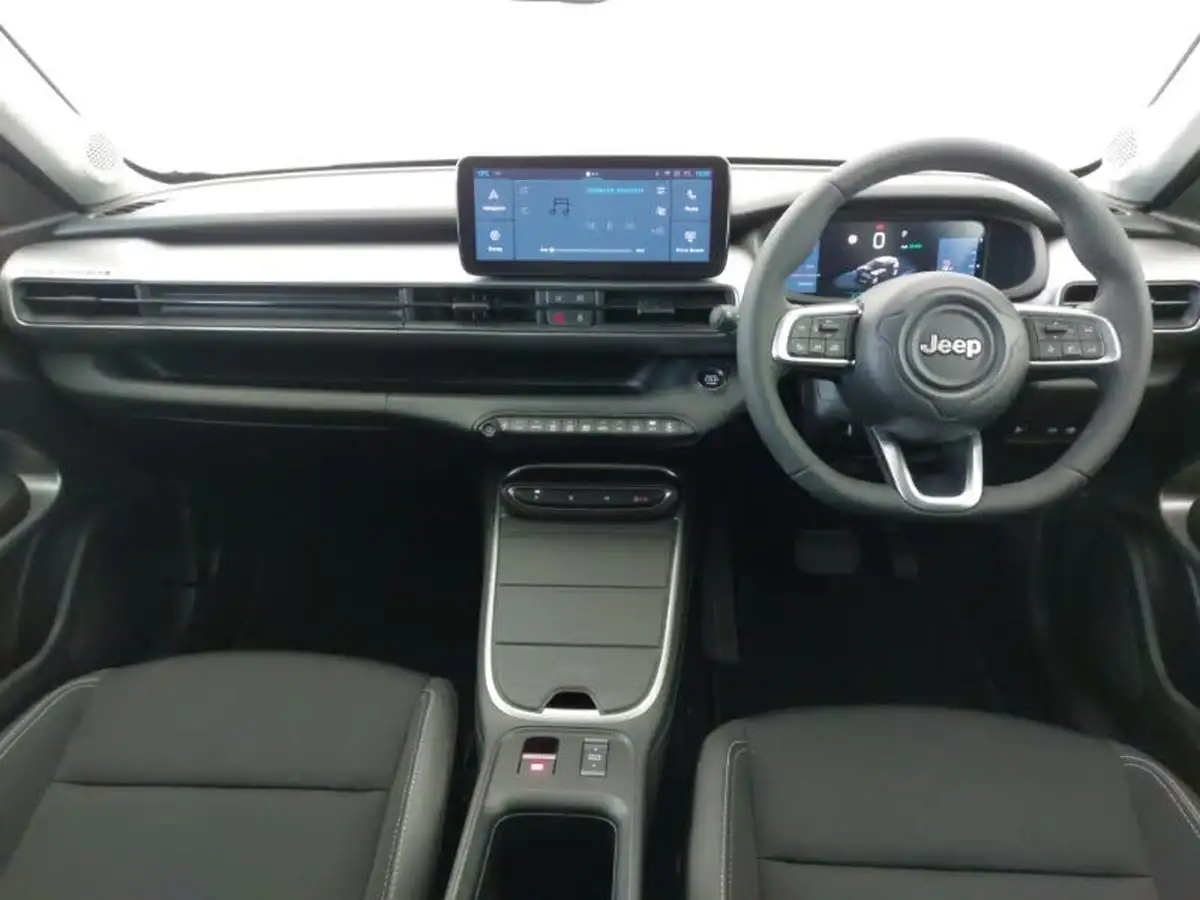 2024-jeep-avenger-e-summit-big-2