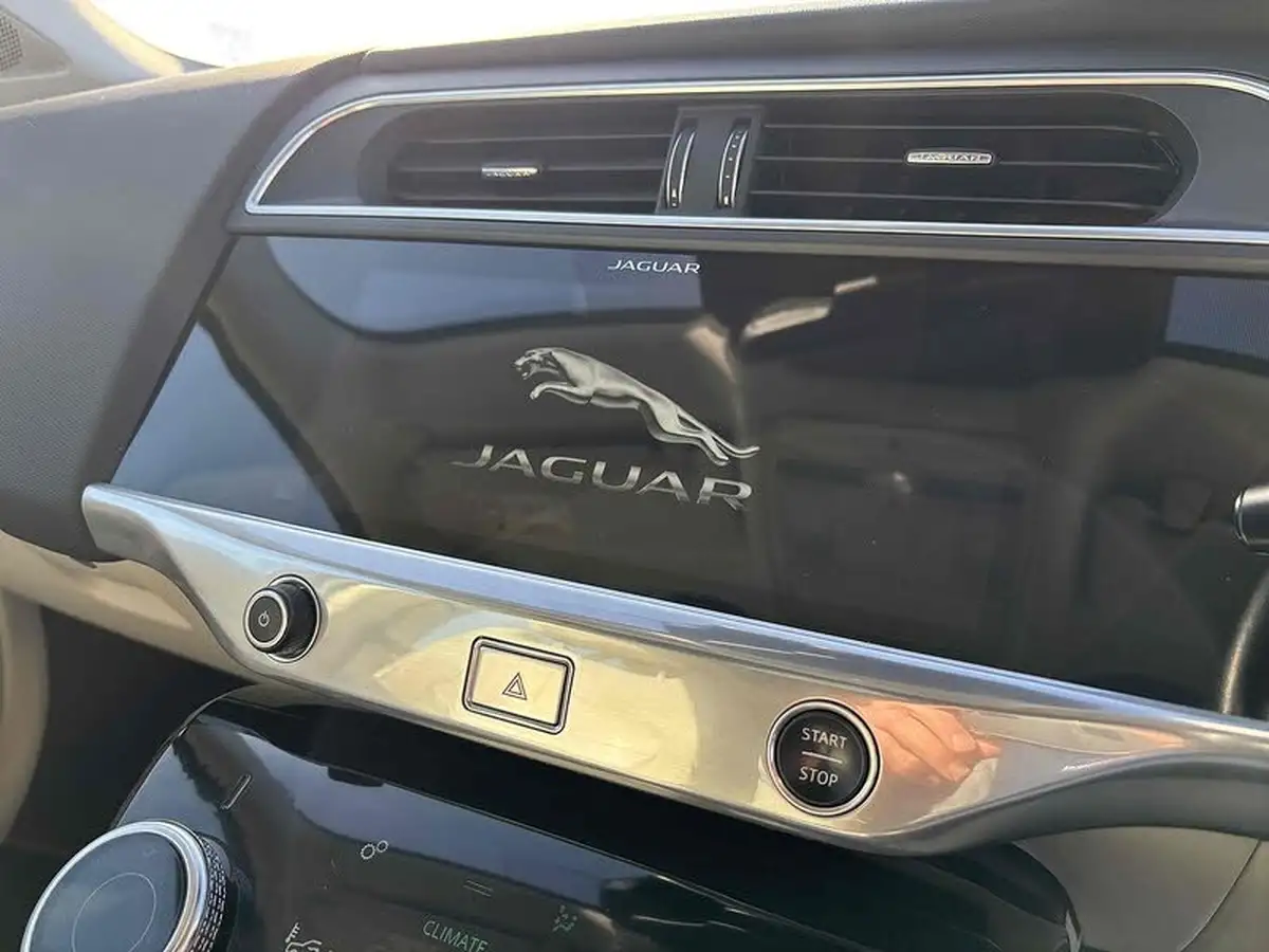 2018-jaguar-i-pace-ev400-se-big-7