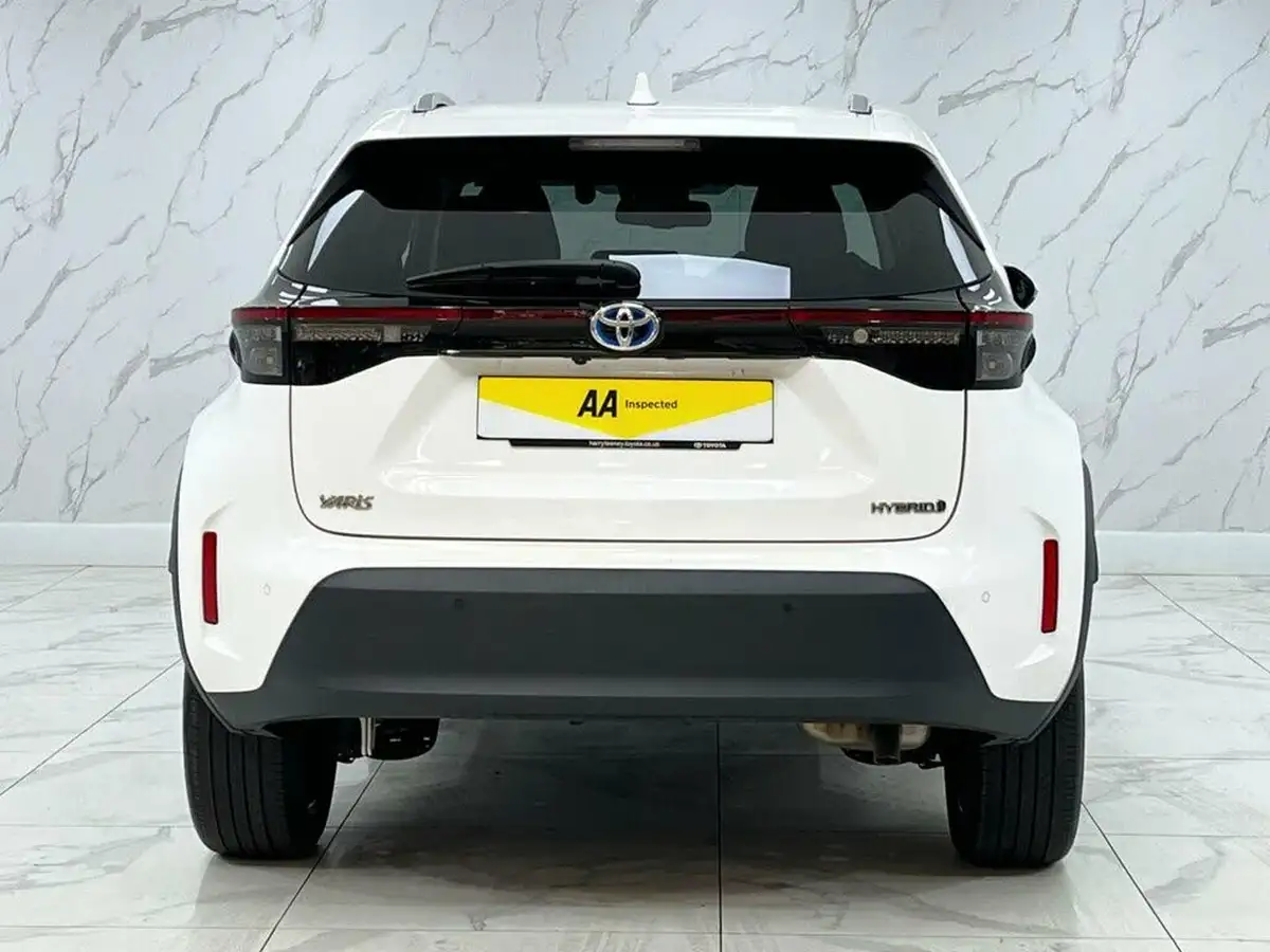 2022-toyota-yaris-cross-15-vvt-i-excel-awd-i-big-11