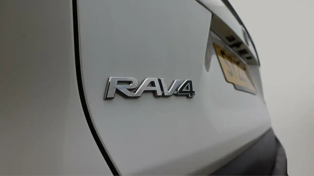 2022-toyota-rav4-25-vvt-i-excel-215bhp-big-22