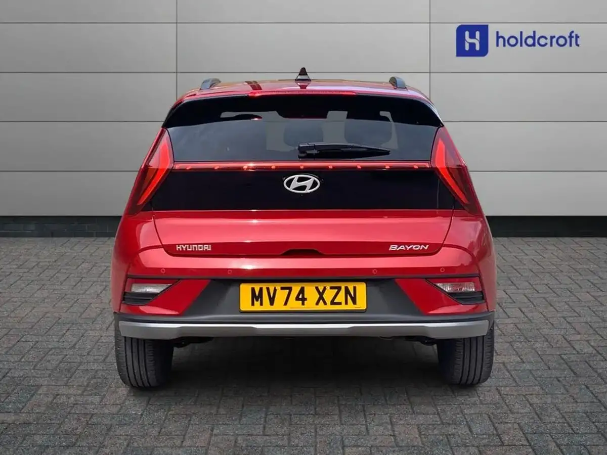 2024-hyundai-bayon-10-t-gdi-premium-100ps-two-tone-roof-big-7