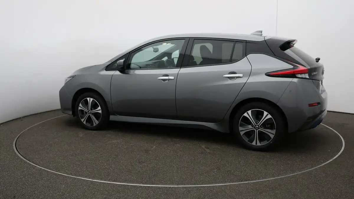 2021-nissan-leaf-e-e-n-connecta-big-47