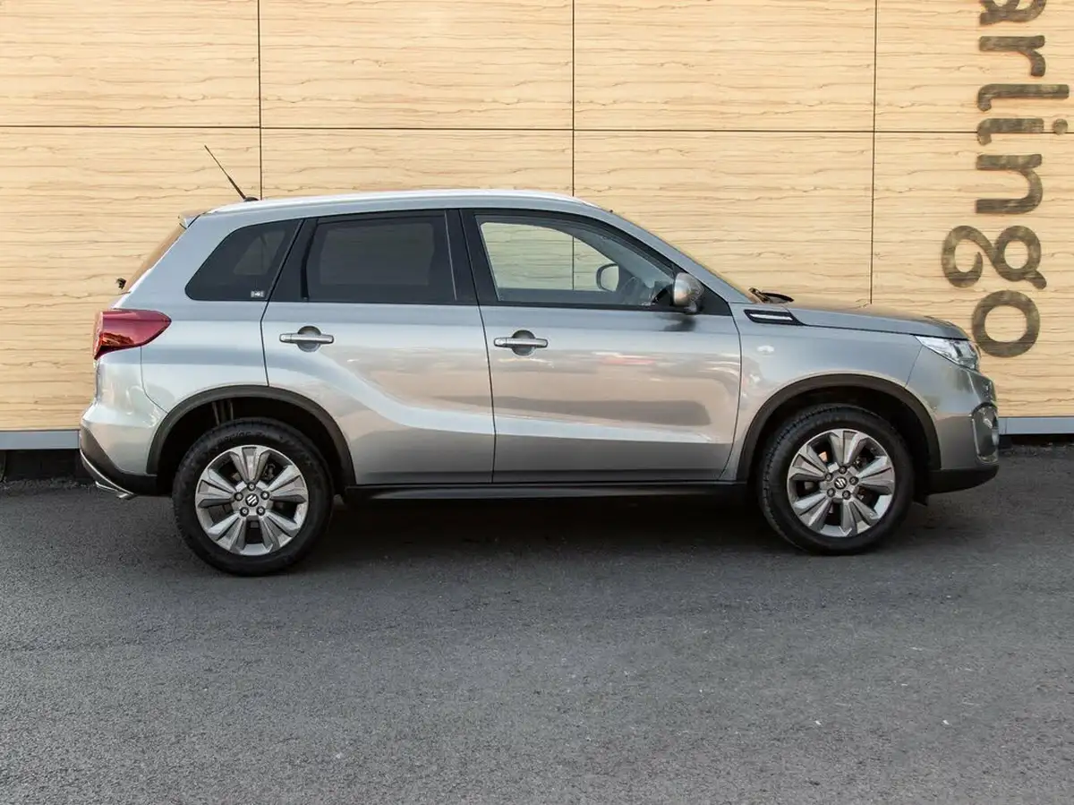 2021-suzuki-vitara-14-boosterjet-sz-t-big-11